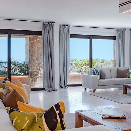 La Tiara Di Cervo Апарт-отель 4*